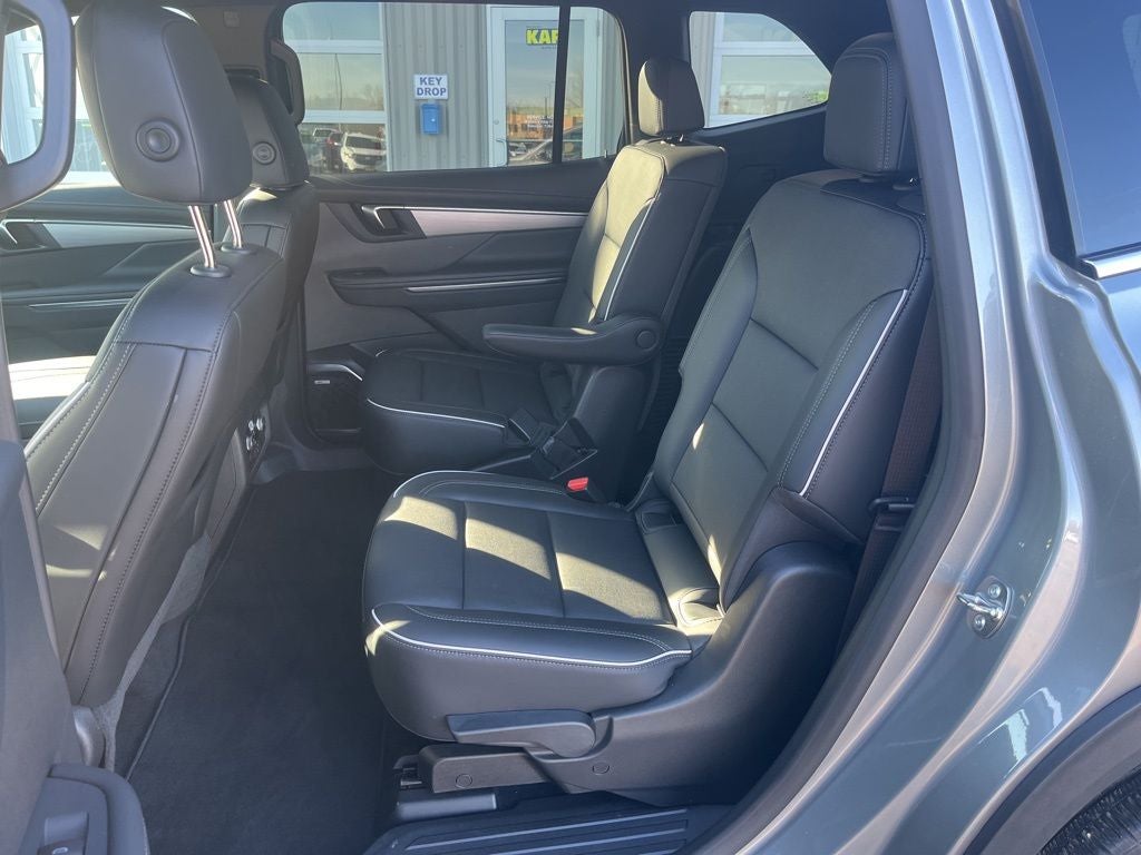 2025 Buick Enclave Preferred FWD