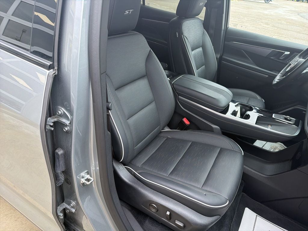 2025 Buick Enclave Sport Touring FWD