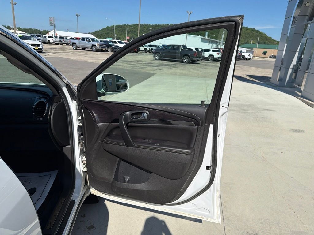 2017 Buick Enclave Leather