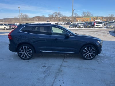2023 Volvo XC60 B6 Ultimate Bright Theme