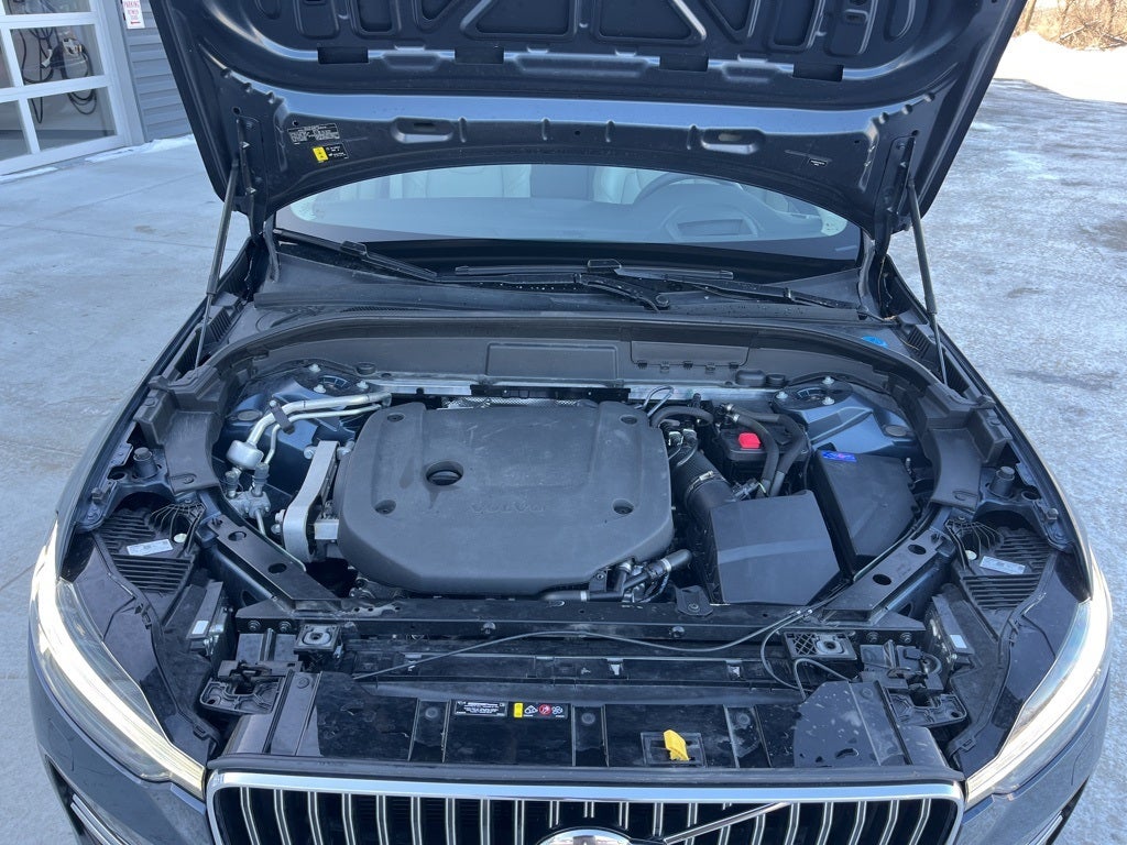2023 Volvo XC60 B6 Ultimate Bright Theme