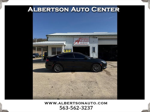 2016 Chrysler 200 4dr Sdn Limited FWD