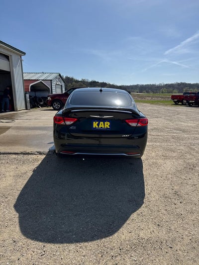 2016 Chrysler 200 4dr Sdn Limited FWD