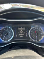 2015 Chrysler 200 4dr Sdn Limited FWD