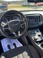 2015 Chrysler 200 4dr Sdn Limited FWD