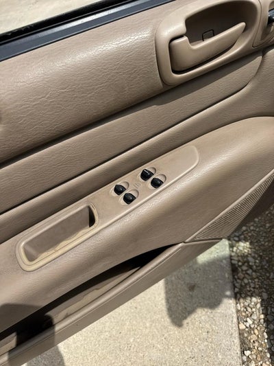 2004 Chrysler Sebring 2004 2dr Convertible LXi