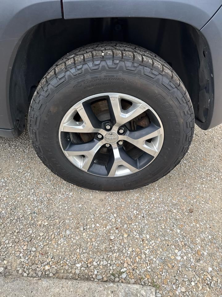 2014 Jeep Cherokee 4WD 4dr Trailhawk