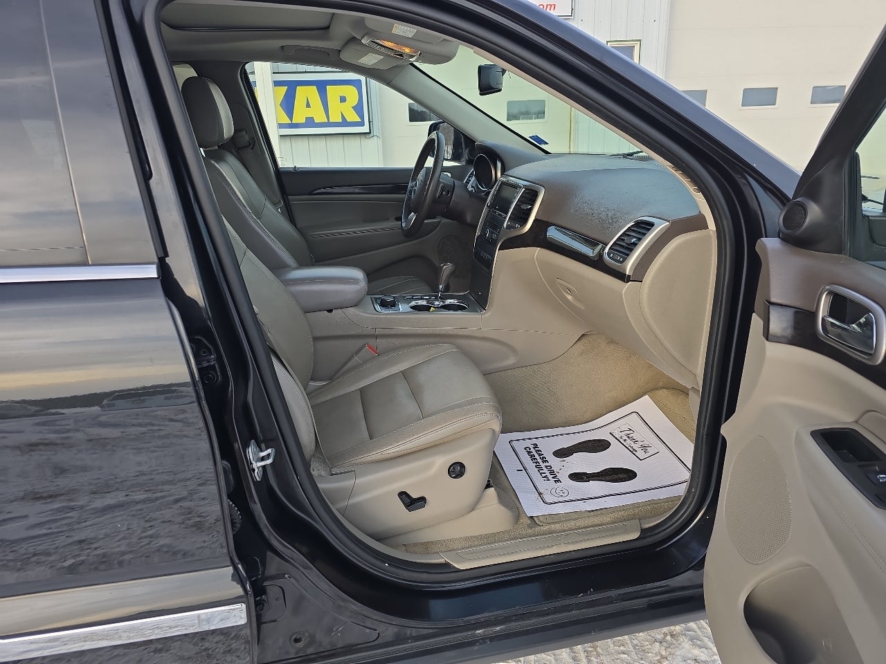 2013 Jeep Grand Cherokee 4WD 4dr Laredo