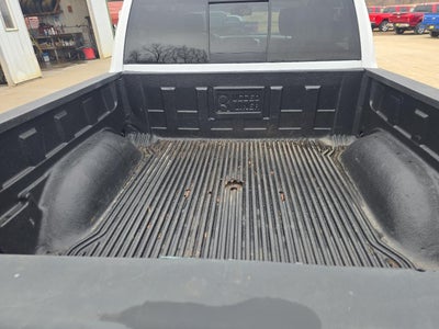 2014 RAM 1500 4WD Crew Cab 140.5" SLT