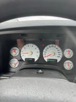 2005 Dodge Ram 1500 4dr Quad Cab 140.5" WB 4WD ST