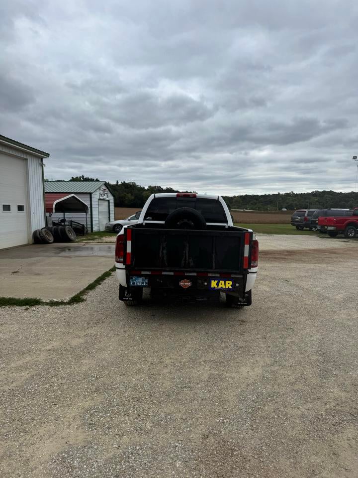 2005 Dodge Ram 1500 4dr Quad Cab 140.5" WB 4WD ST