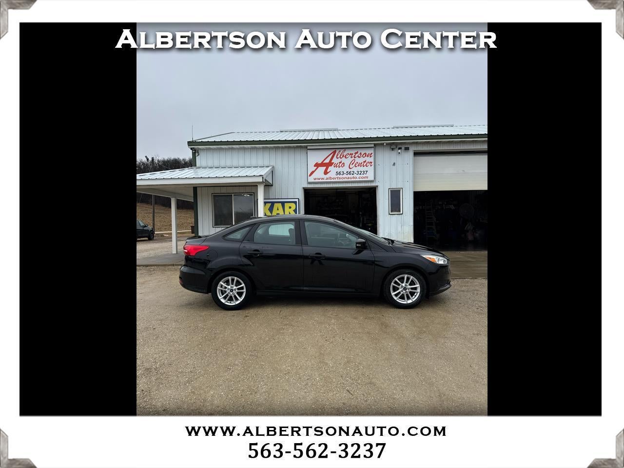 2017 Ford Focus SE Sedan