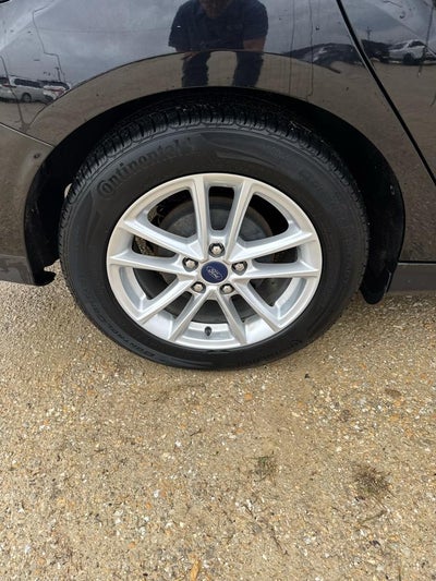 2017 Ford Focus SE Sedan
