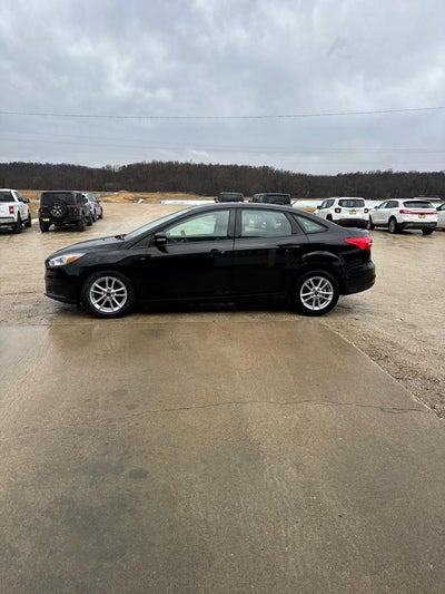 2017 Ford Focus SE Sedan