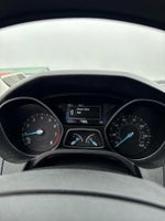 2017 Ford Focus SE Sedan