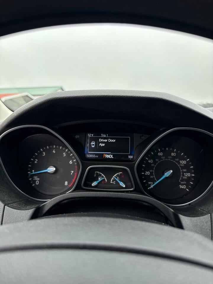 2017 Ford Focus SE Sedan