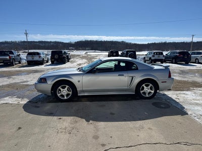2004 Ford Mustang 2dr Cpe Standard