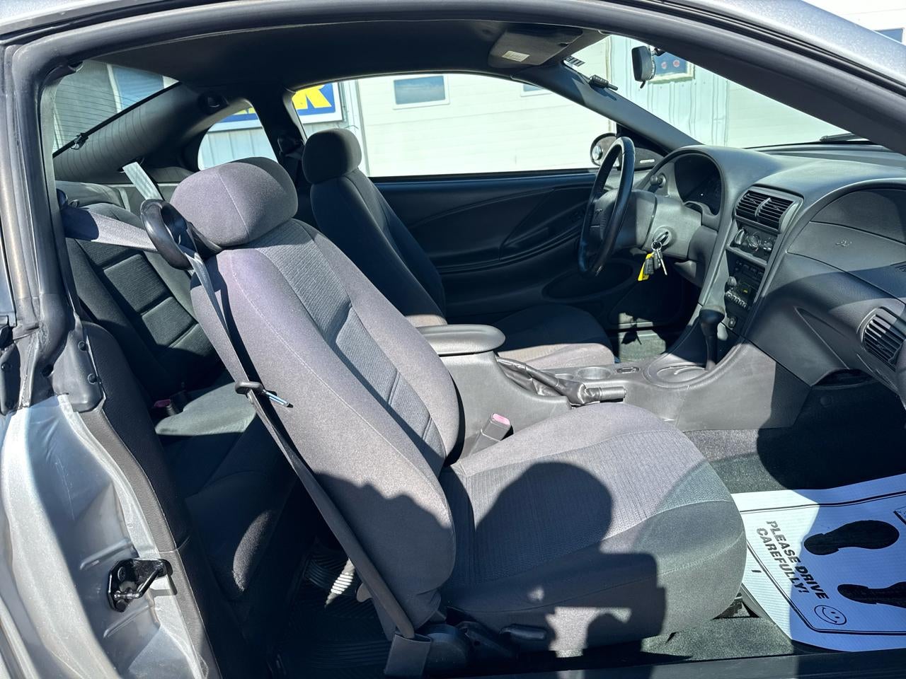 2004 Ford Mustang 2dr Cpe Standard