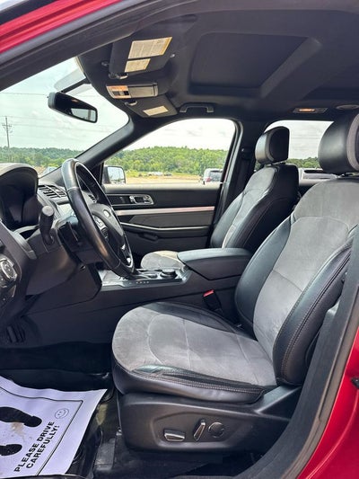 2017 Ford Explorer 4dr XLT 4WD