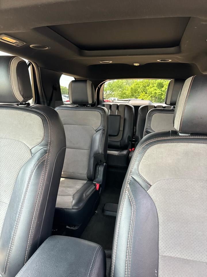 2017 Ford Explorer 4dr XLT 4WD