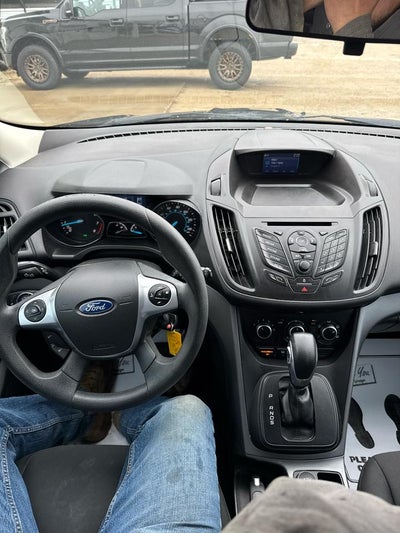 2015 Ford Escape FWD 4dr S