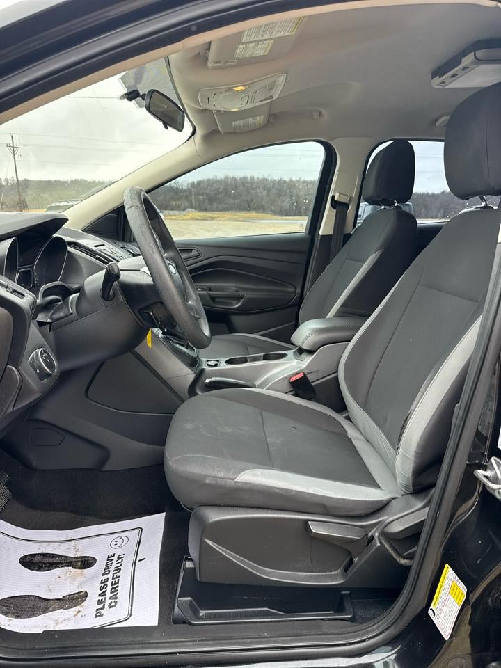 2015 Ford Escape FWD 4dr S