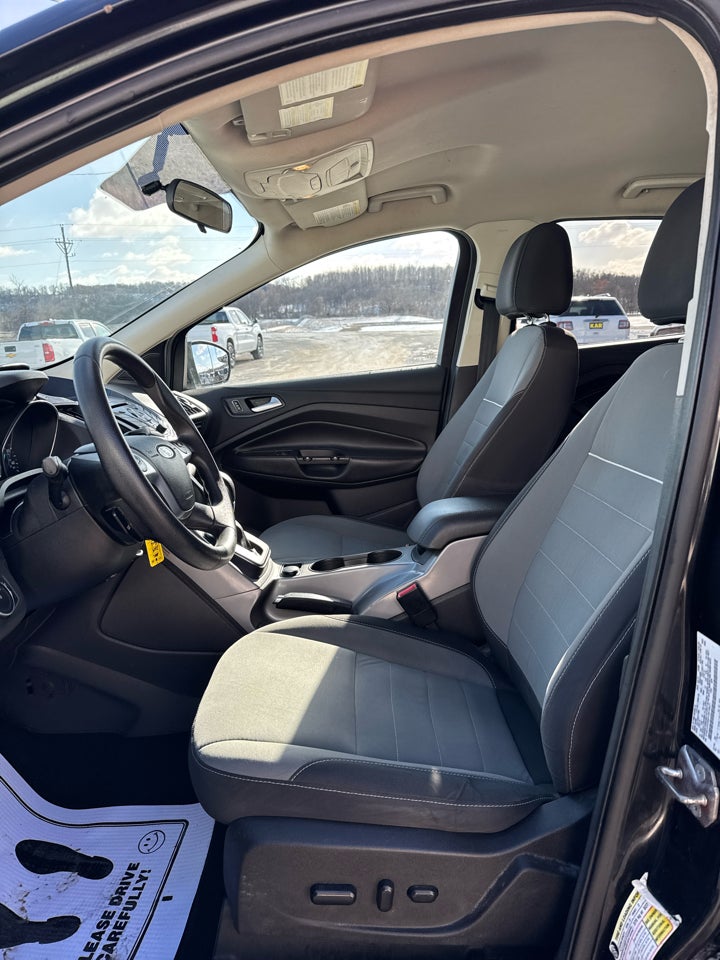 2015 Ford Escape FWD 4dr SE