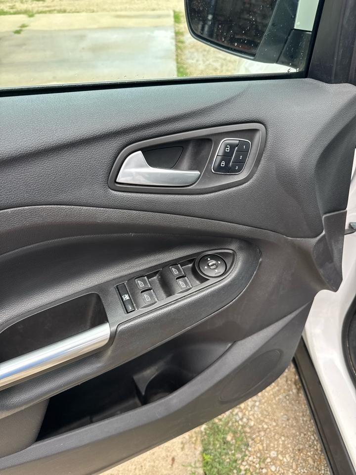 2016 Ford Escape 4WD 4dr Titanium