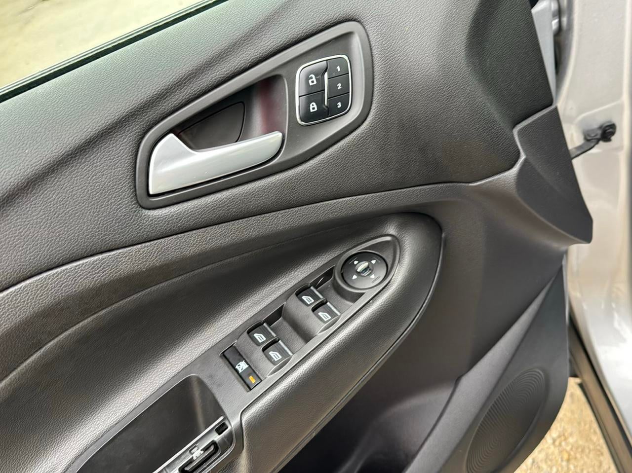 2015 Ford Escape 4WD 4dr Titanium