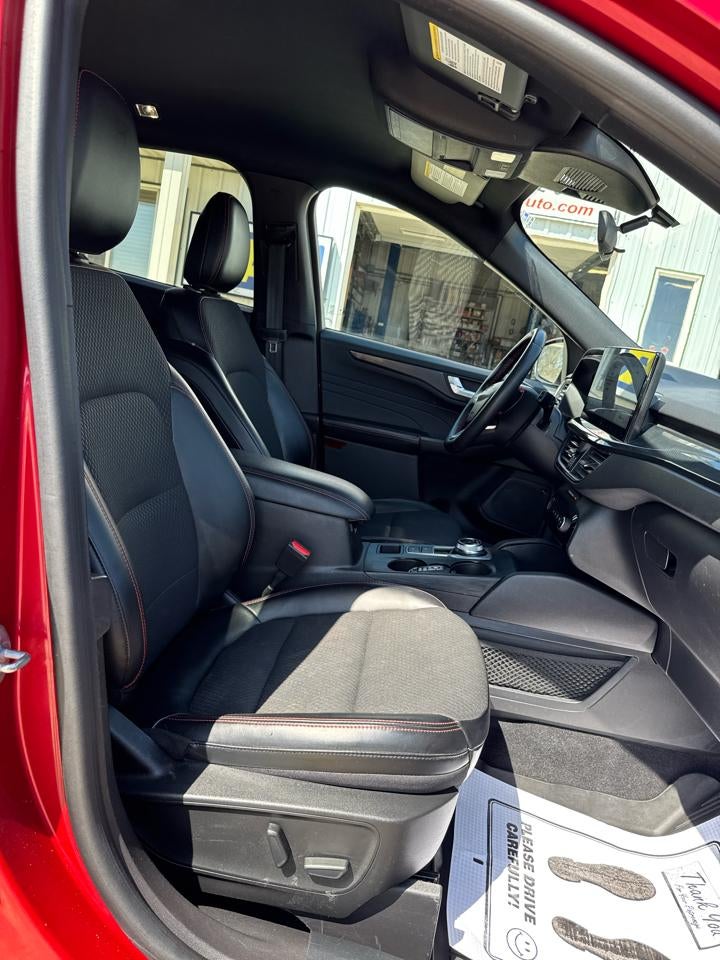 2023 Ford Escape ST-Line Select AWD