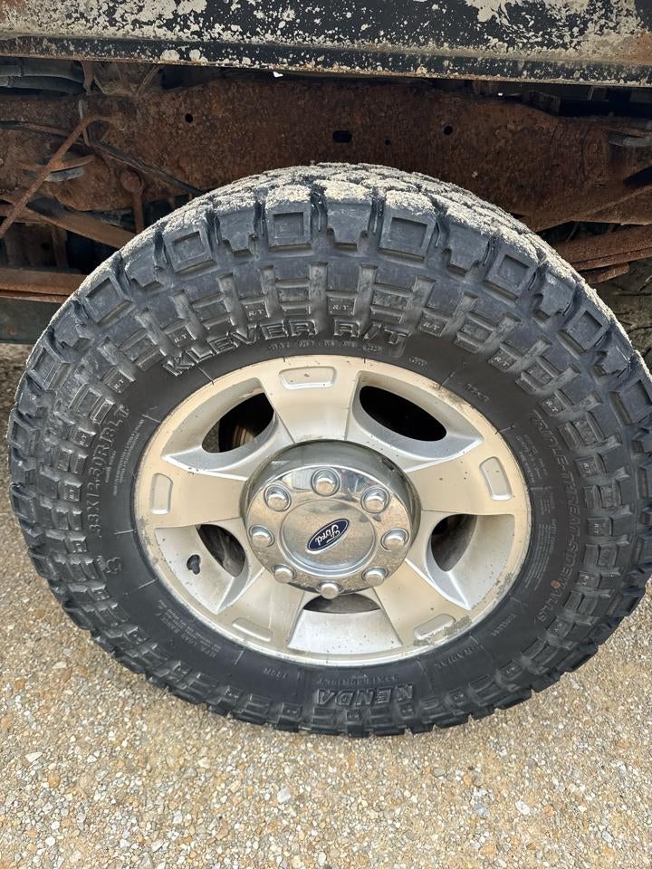 2011 Ford Super Duty F-350 SRW XLT 4WD Crew Cab 8' Box