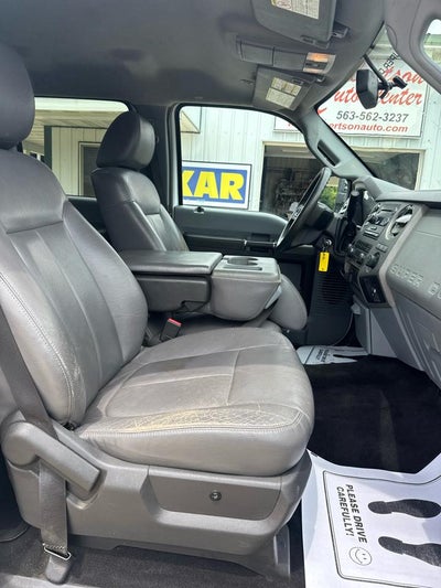 2011 Ford Super Duty F-350 SRW XLT 4WD Crew Cab 8' Box