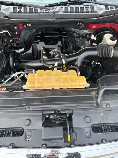 2015 Ford F-150 2WD SuperCrew 157" Lariat