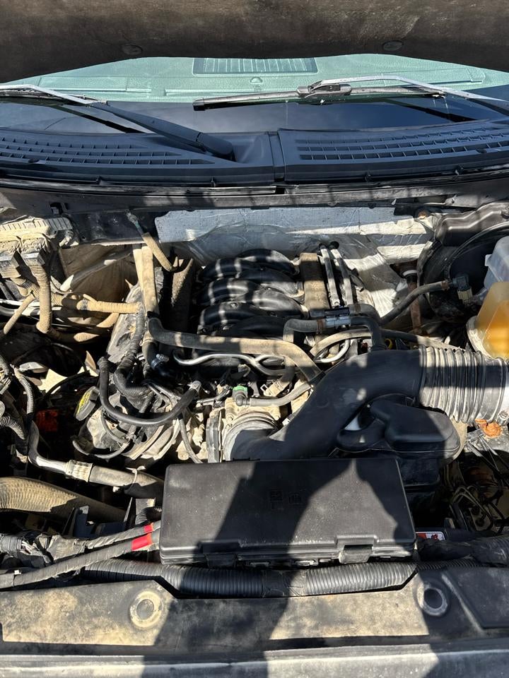 2013 Ford F-150 4WD SuperCrew 145" XLT