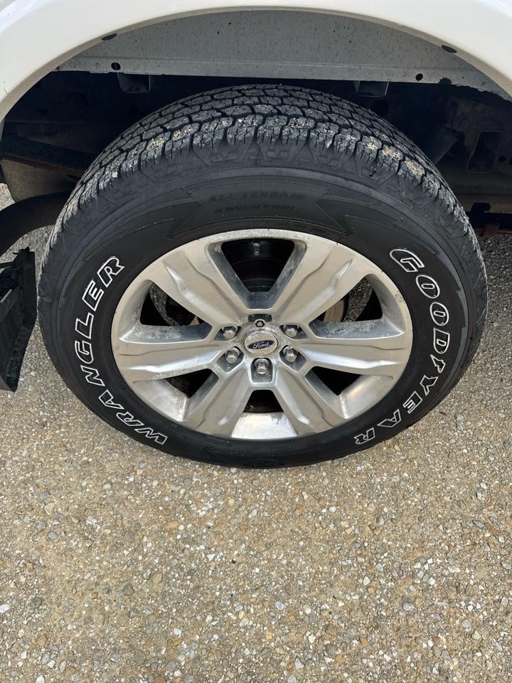 2017 Ford F-150 Platinum SuperCrew 6.5-ft. Bed 4WD