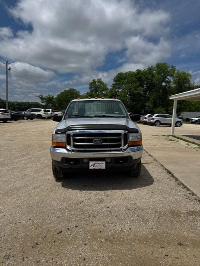 2001 Ford Super Duty F-250 Reg Cab 137" XLT 4WD