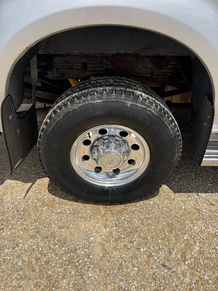 2001 Ford Super Duty F-250 Reg Cab 137" XLT 4WD