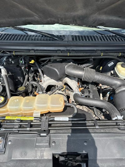 2001 Ford Super Duty F-250 Crew Cab 156" Lariat 4WD