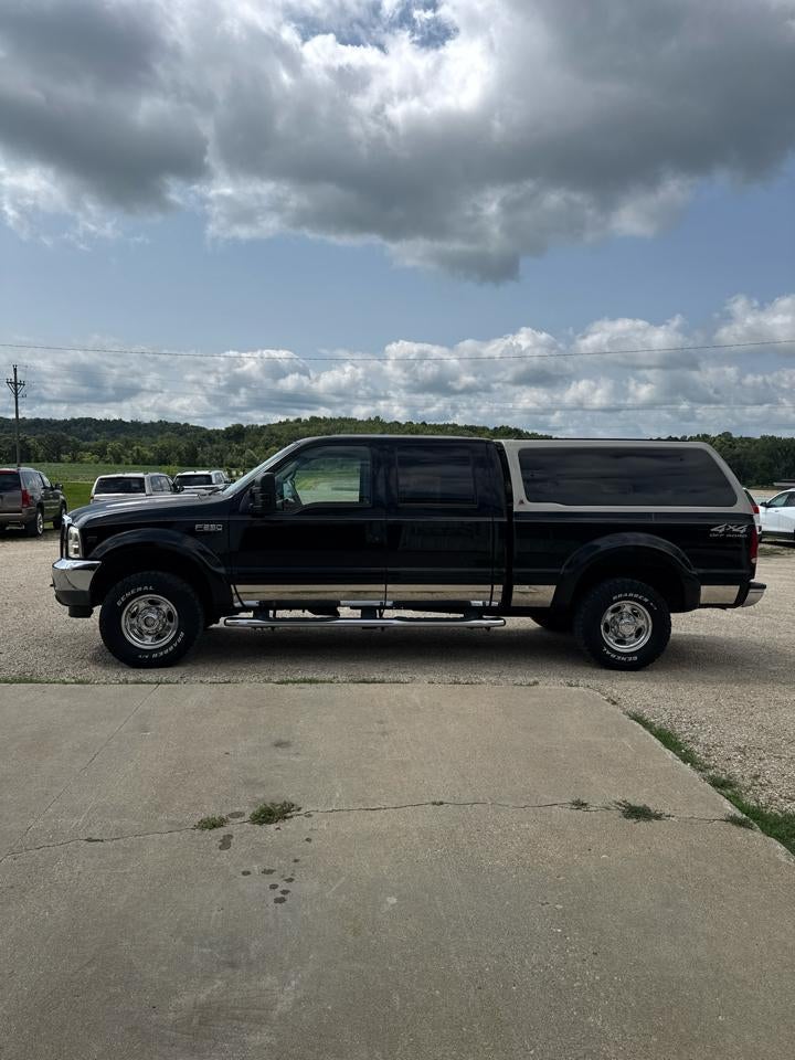 2001 Ford Super Duty F-250 Crew Cab 156" Lariat 4WD