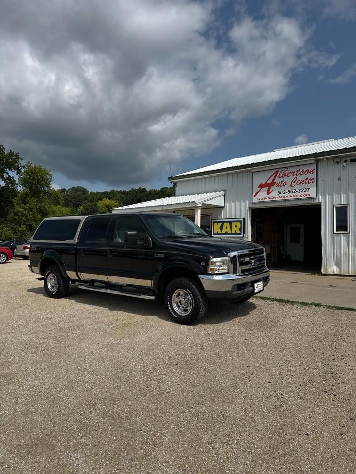 2001 Ford Super Duty F-250 Crew Cab 156" Lariat 4WD