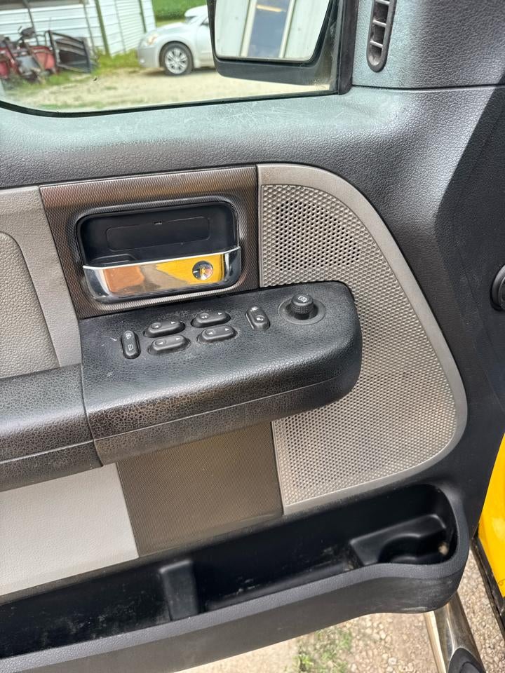 2004 Ford F-150 XLT SuperCrew Short Bed 4WD