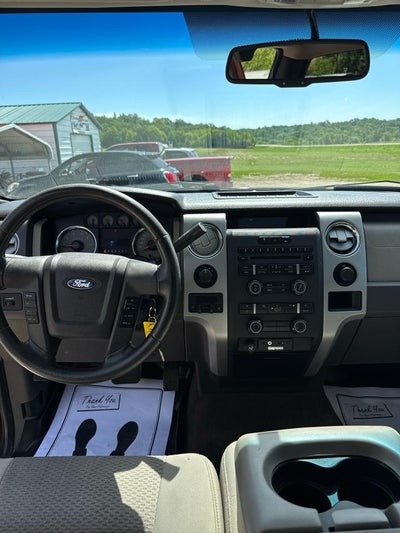 2009 Ford F-150 4WD SuperCab 133" XLT
