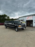 1999 Ford Super Duty F-350 SRW XLT 4WD Crew Cab 8' Box