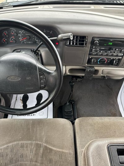 1999 Ford Super Duty F-350 SRW XLT 4WD Crew Cab 8' Box