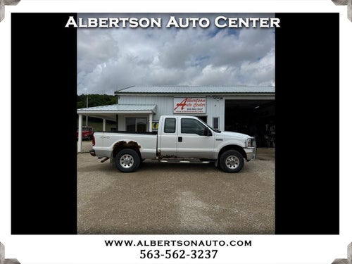 2005 Ford Super Duty F-250 Supercab 142" Lariat 4WD