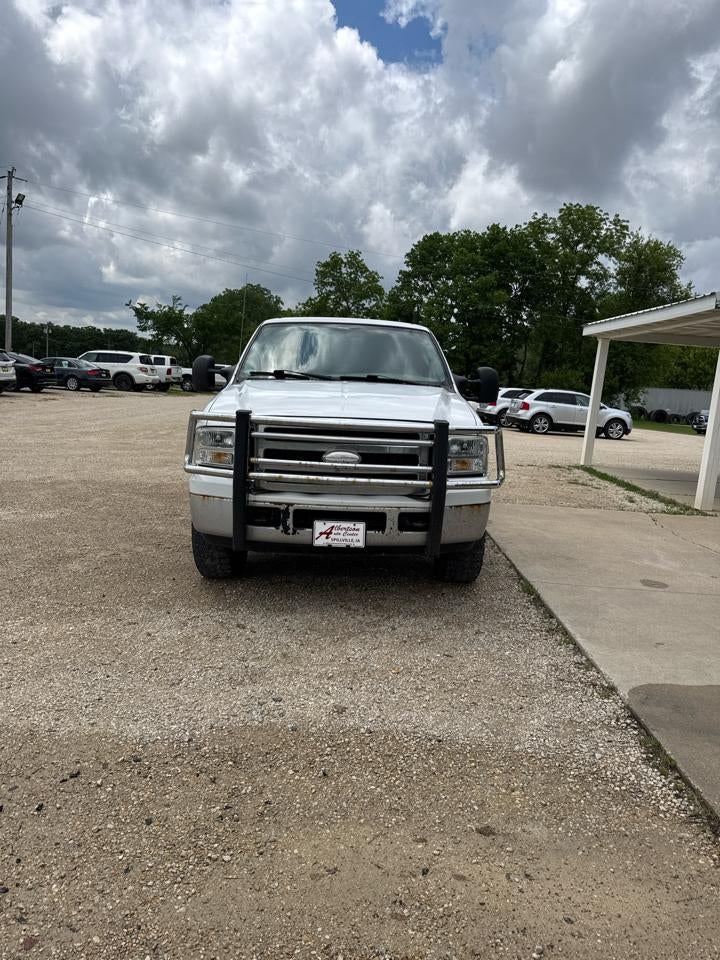 2005 Ford Super Duty F-250 Supercab 142" Lariat 4WD