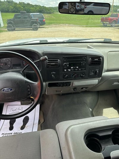 2005 Ford Super Duty F-250 Supercab 142" Lariat 4WD