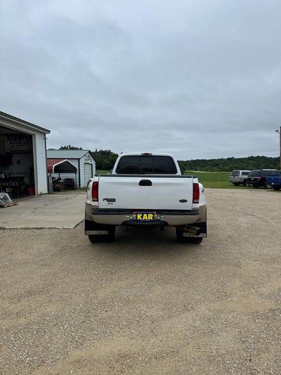 2000 Ford Super Duty F-350 DRW Lariat 4WD Crew Cab 8' Box