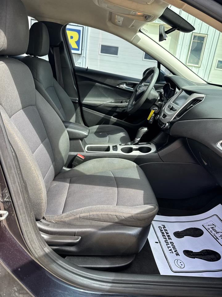 2016 Chevrolet Cruze 4dr Sdn Auto LS