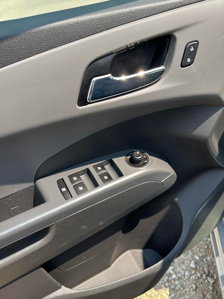 2015 Chevrolet Sonic 5dr HB Auto LT